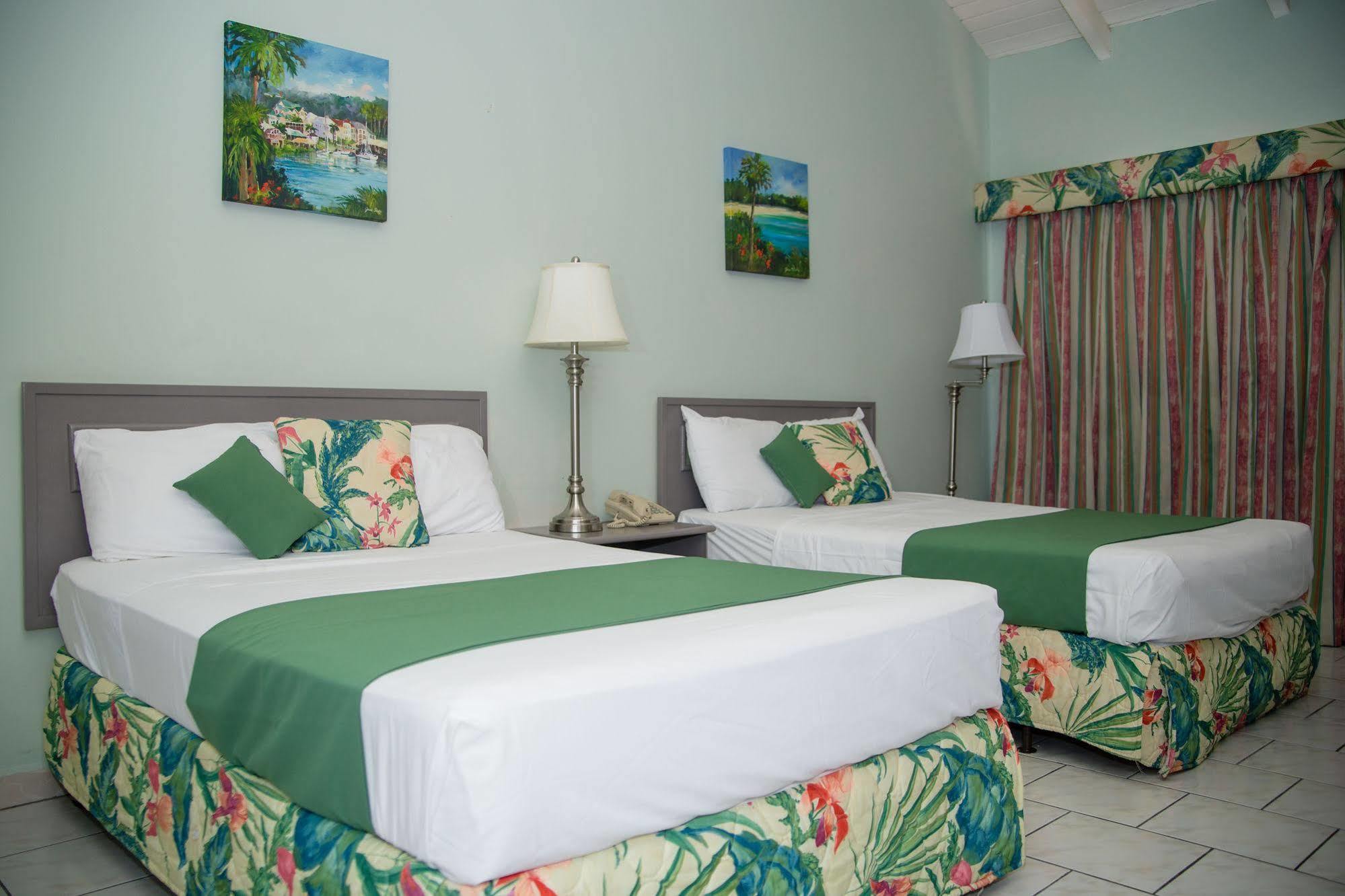 Carl'S Unique Inn & Conference Facilities خليج سِمبسون المظهر الخارجي الصورة