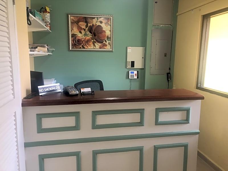 Carl'S Unique Inn & Conference Facilities خليج سِمبسون المظهر الخارجي الصورة